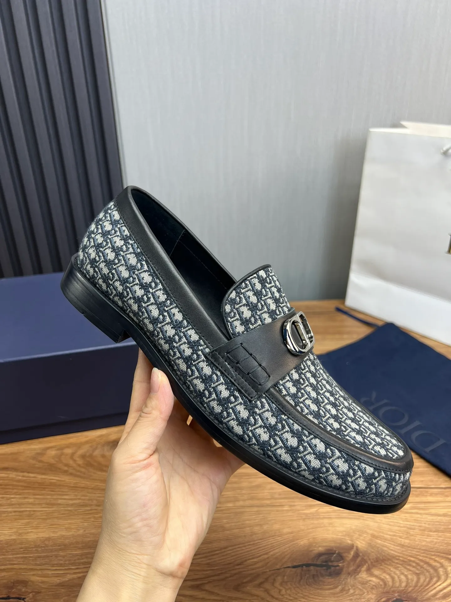 Men's men's shoes 💰580💰 Dior men's business casual leather shoes 👞all made of imported original brand leather, just to create a more comfortable wearing experience, upper: original cowhide ➕ imported sheepskin lining, original non-slip and wear-resistant rubber outsole ✔️36-45 (38.45 non-refundable)